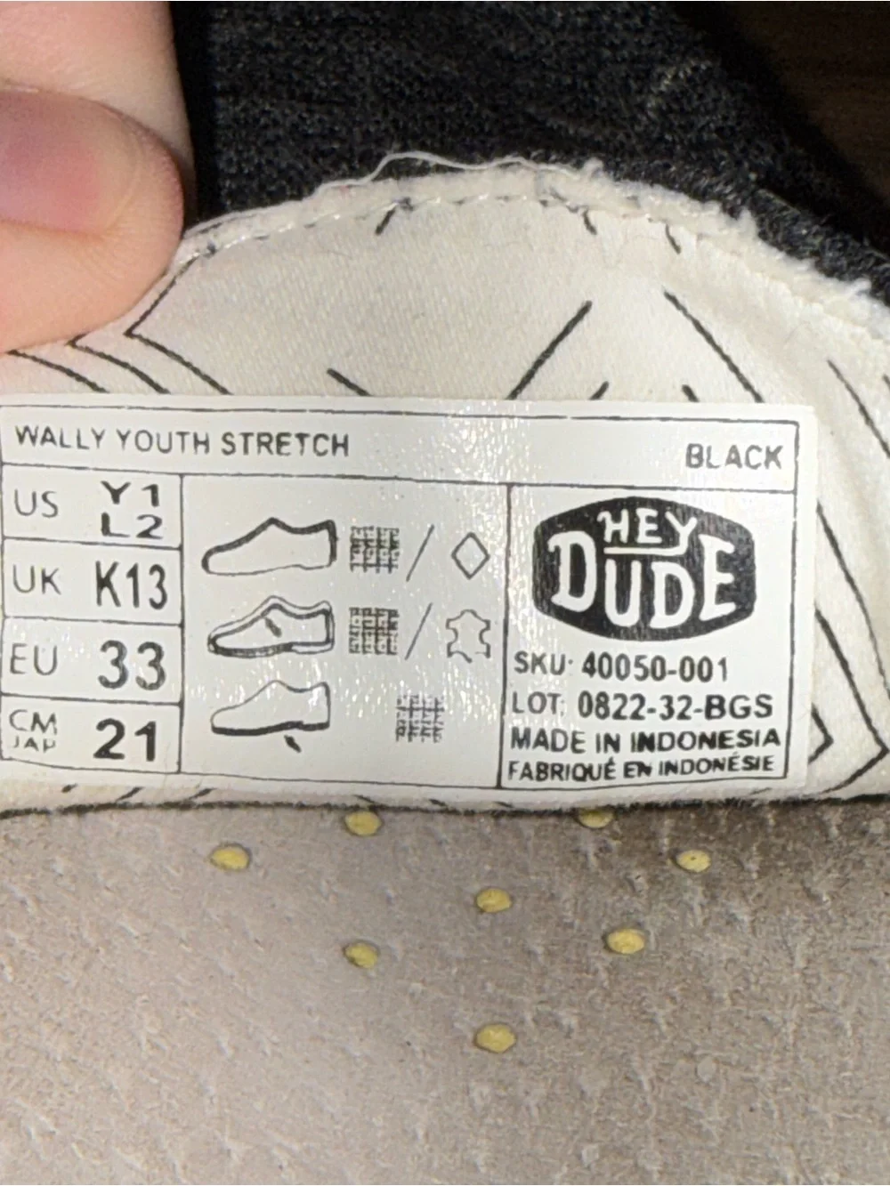 Hey Dude Boys size 1 youth Wally Stretch Slip-On Shoes